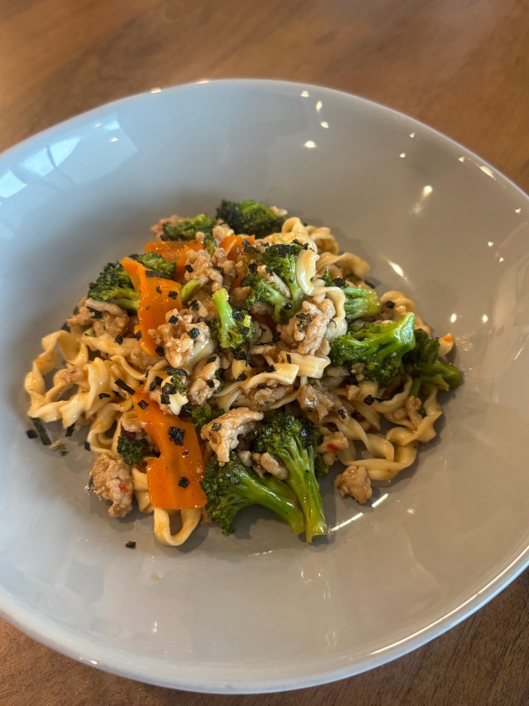Easy Healthy Stir Fry Noodles (High-Protein Weeknight&nbsp;Dinner)